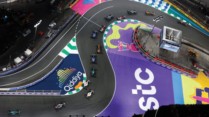 Race re-start at the Saudi GP