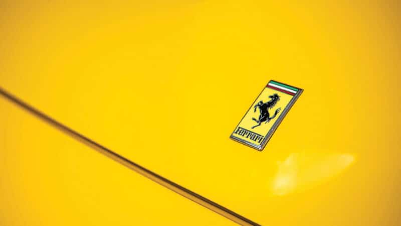1995-Ferrari-F50_badge