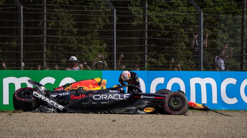 Yuki Tsunoda crashed during Emilia Romagna GP qualifying