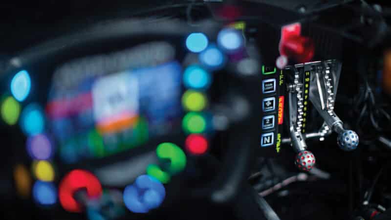 Aston Martin Valkyrie Le Mans Hypercar 4