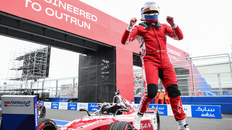 Will a new British World Champion be crowned this weekend?